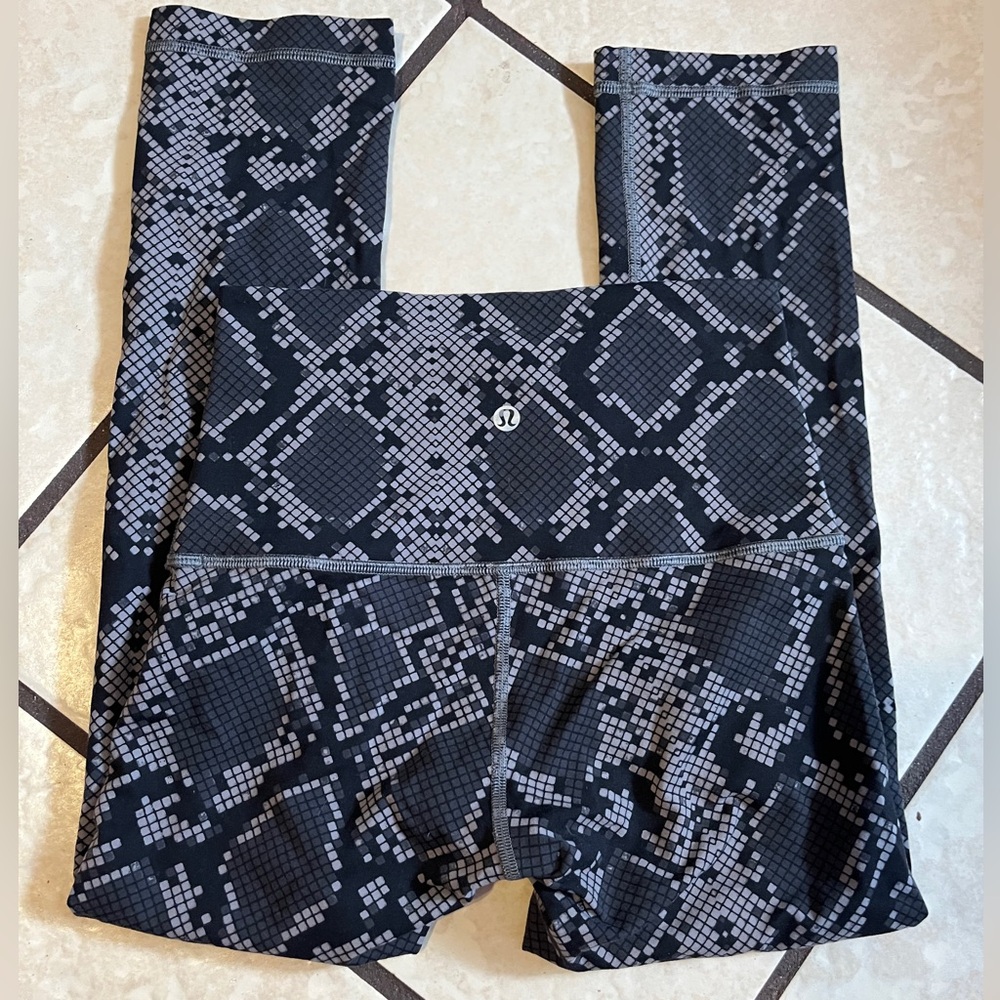 NWOT Lululemon leggings